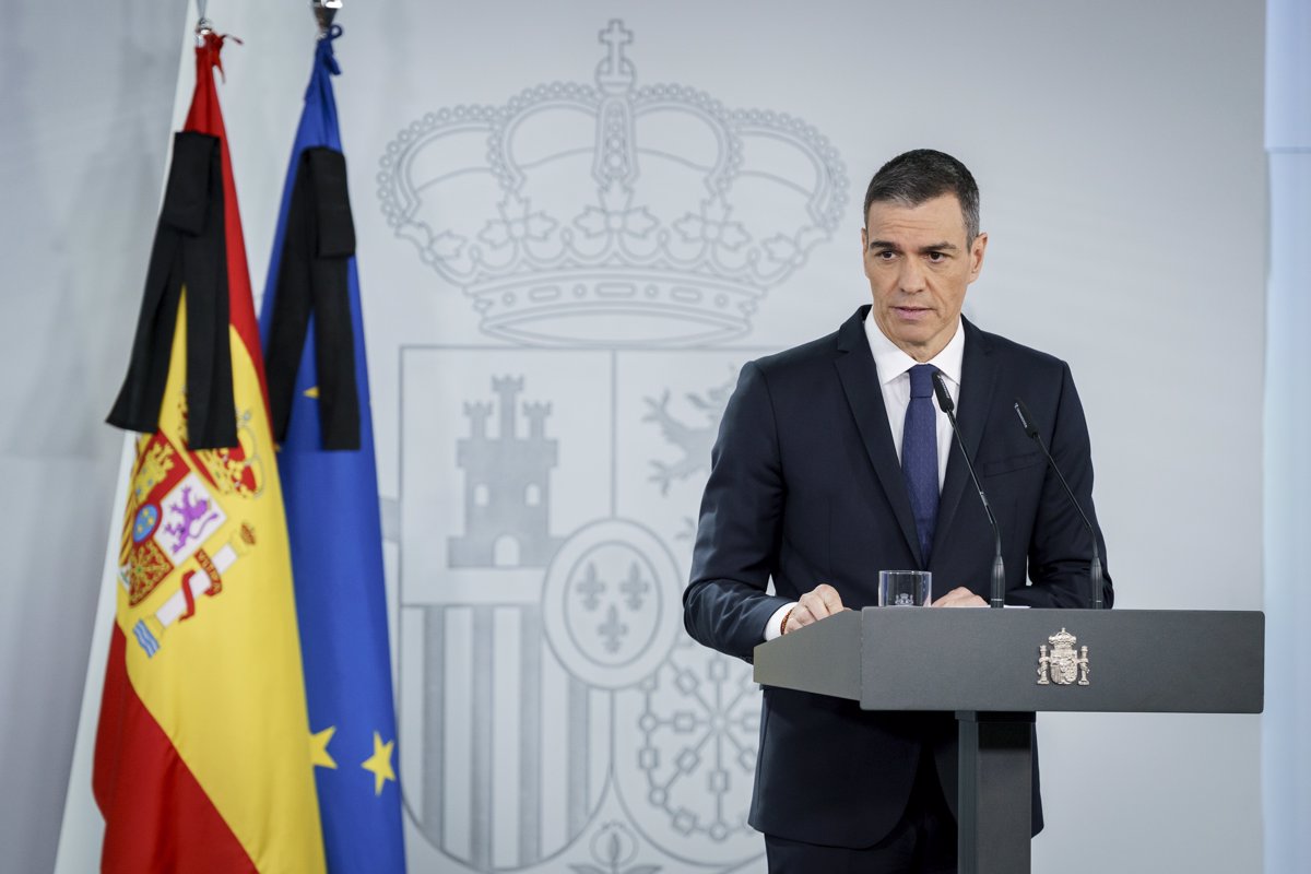 Sánchez Predice un Gasto en Defensa del 2% del PIB para España en 2025 con un Incremento de 10.471 Millones