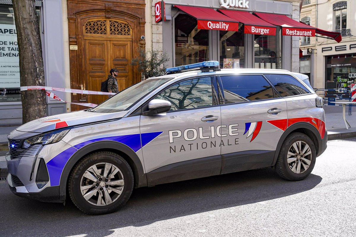 Secuestro del Opositor Argentino Amir Bujurs: Tres Detenidos en Francia