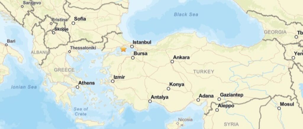 Terremoto de Magnitud 6.2 Sacude Estambul y Otras Provincias de Turquía en el Mar de Marmara