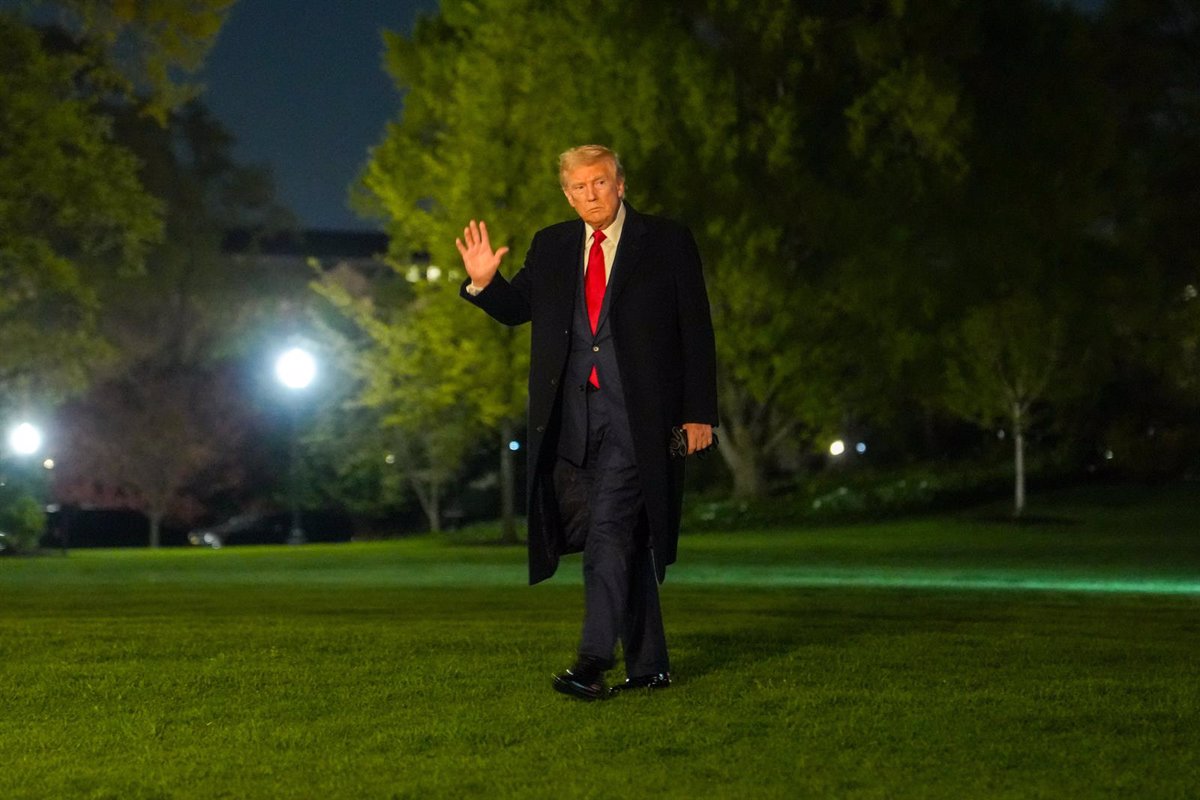 Trump: Rusia 'cometió un error' tras el devastador bombardeo en Sumi
