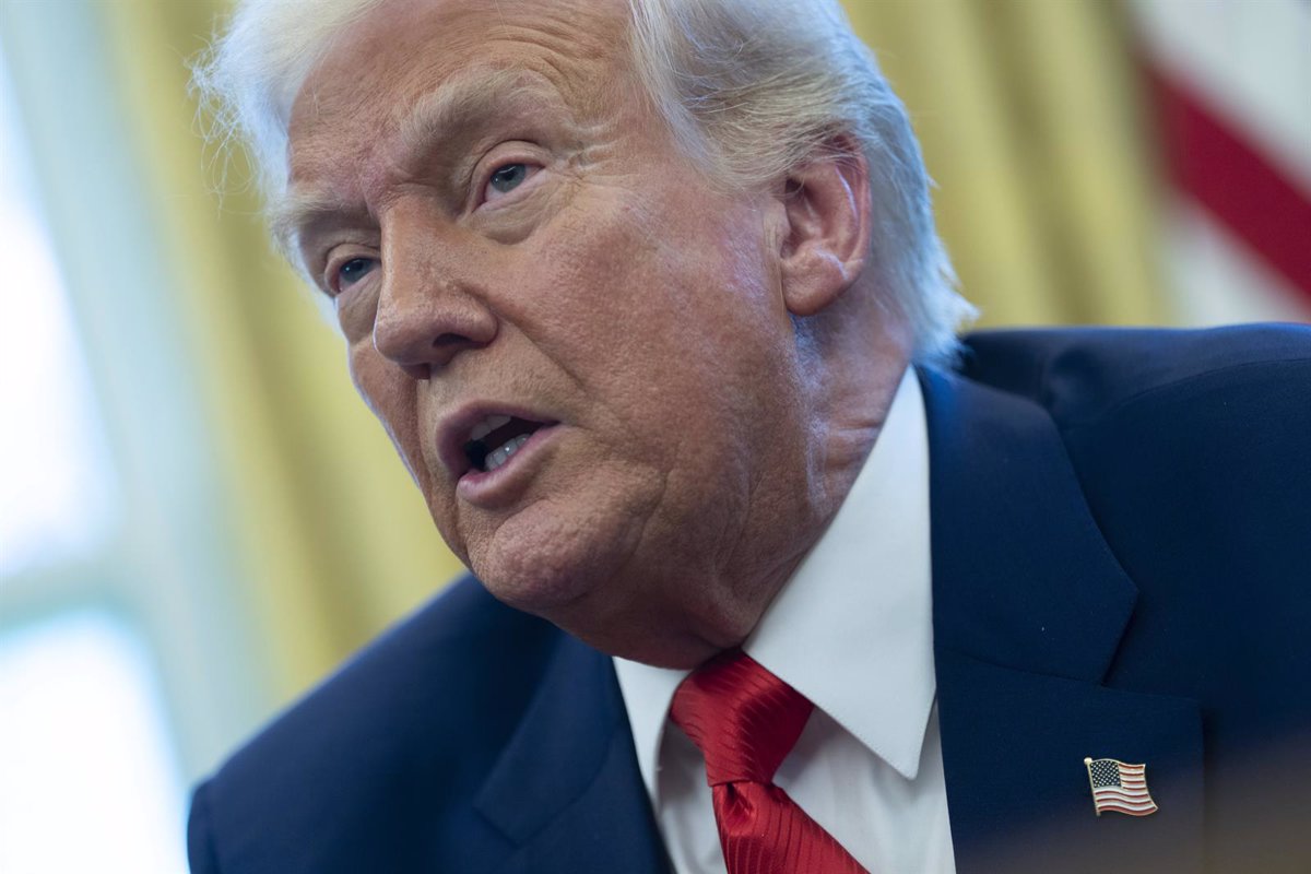 Trump denuncia a 'países delincuentes' que incumplen sus contribuciones a la OTAN