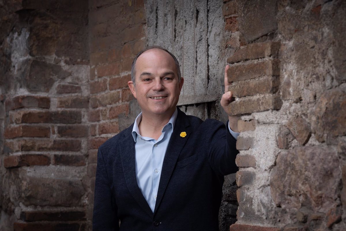 Turull (Junts) propugna cambios en el padrón y critica la idea de empadronar 'a todo el mundo en cualquier lugar'
