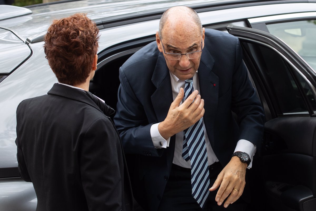 Vidal-Quadras señala al régimen iraní como responsable del atentado sufrido: 'Los indicios son claros'