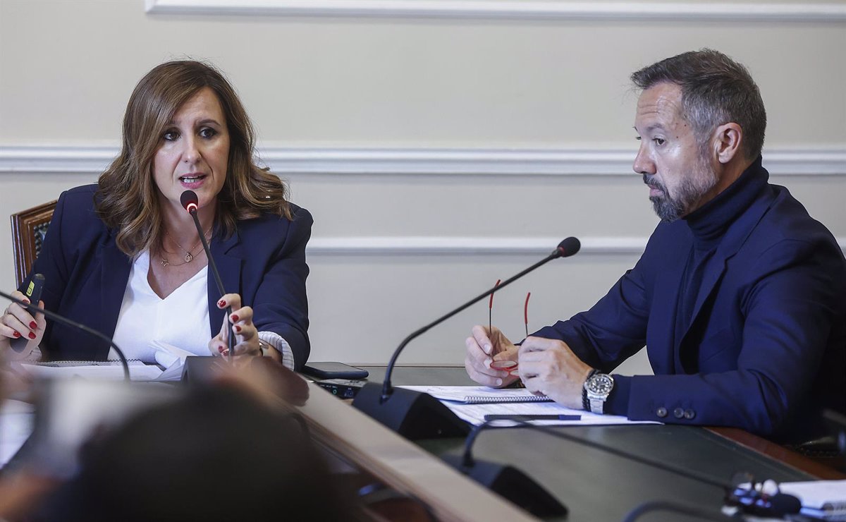 Vox readmite a concejales díscolos en Valencia, garantizando la estabilidad del gobierno con el PP
