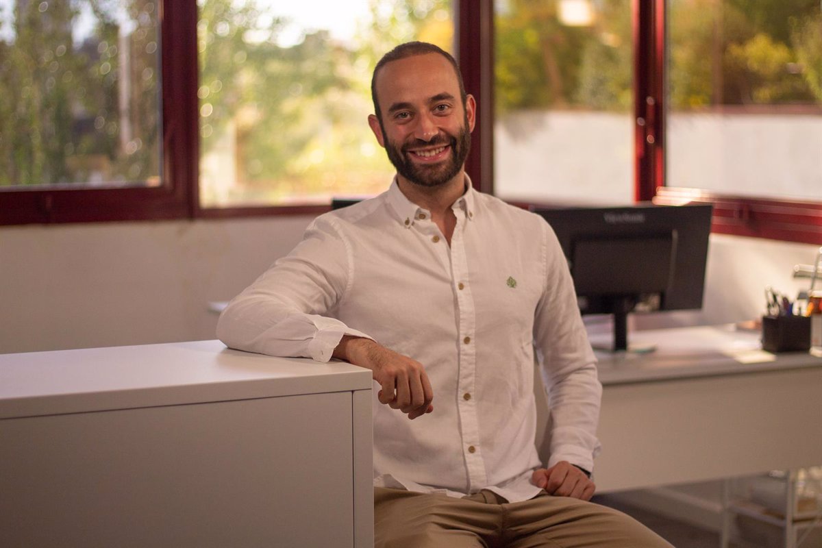 Antón Gómez-Escolar, experto en psicodélicos, revela su 'poder' curativo: "Cargamos con muchos prejuicios heredados"