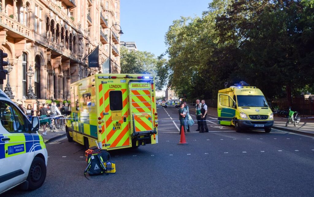 Cinco heridos en ataque con apuñalamiento por un agresor en el sureste de Londres