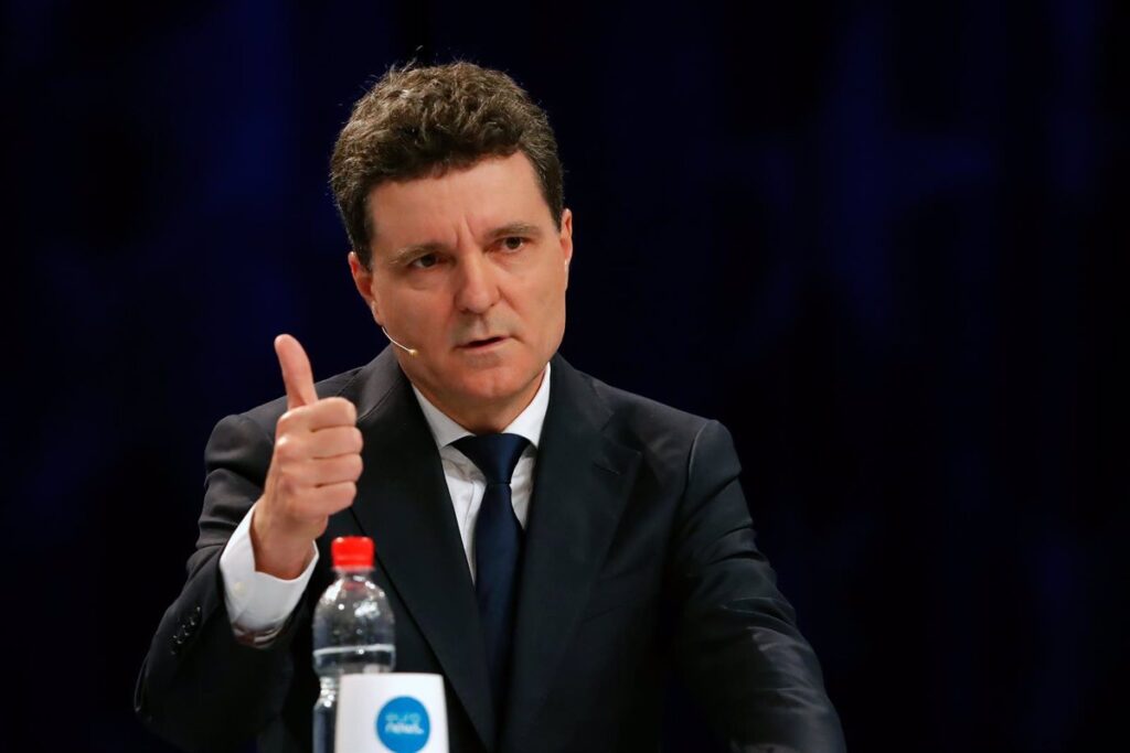 Dan, Candidato Presidencial Rumano, Apela al Voto Pro-Europeo en la Segunda Vuelta Electoral