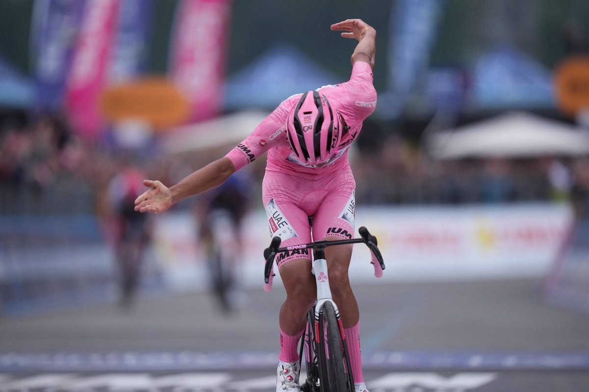Del Toro se impone ante Carapaz con una victoria revitalizante en el Giro