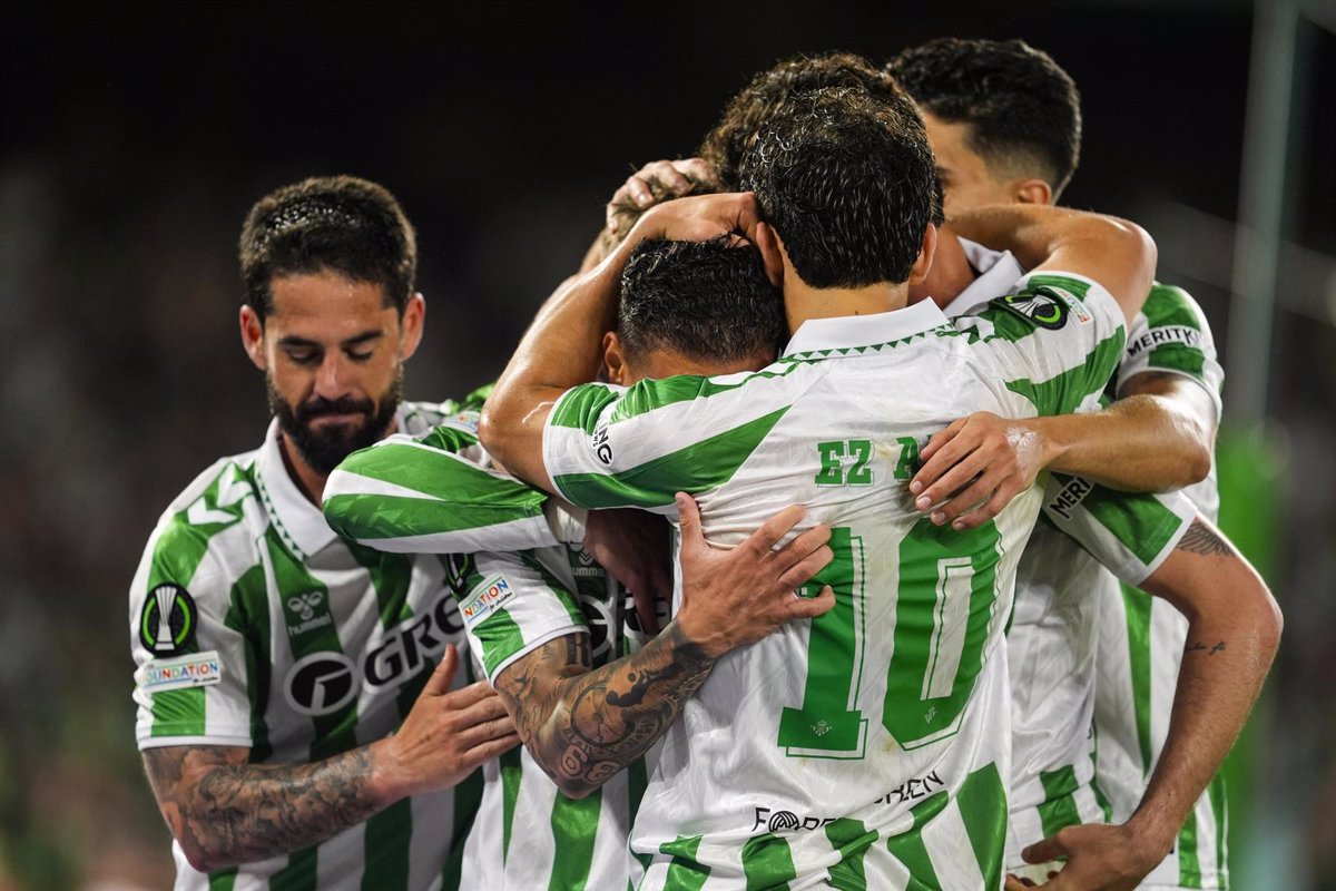 El Betis mantiene viva a la Fiorentina