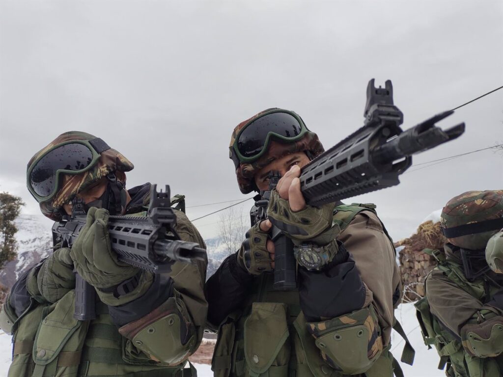 El Ejército de Pakistán niega reducir tensiones con India: 'Habrá una respuesta contundente'