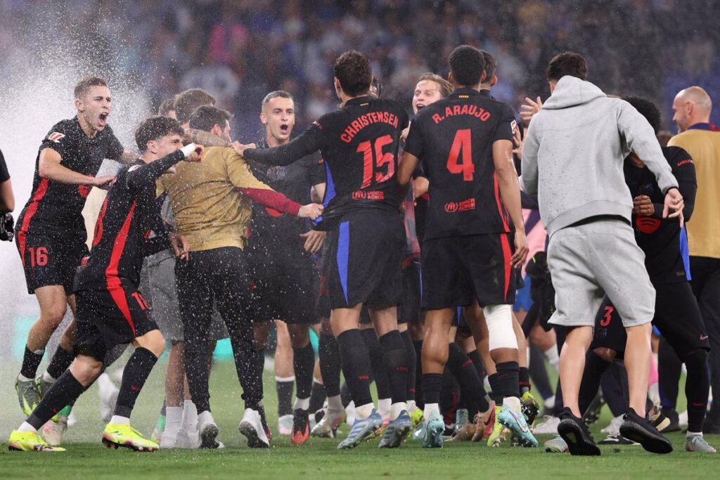 El FC Barcelona conmemora este viernes su triplete con una rúa del Camp Nou al Arco de Triunfo.