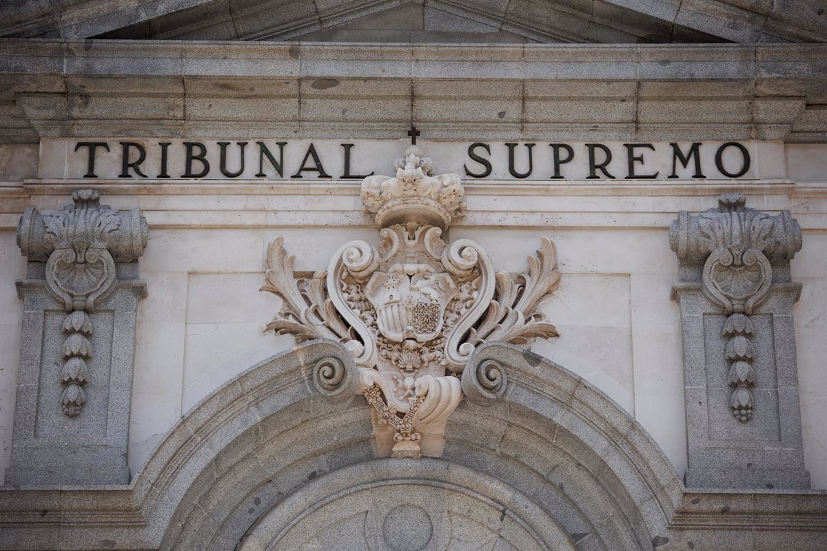 El Supremo Autoriza a Miss Asturias Relacionada con Ábalos a Testificar por Videoconferencia desde Gijón