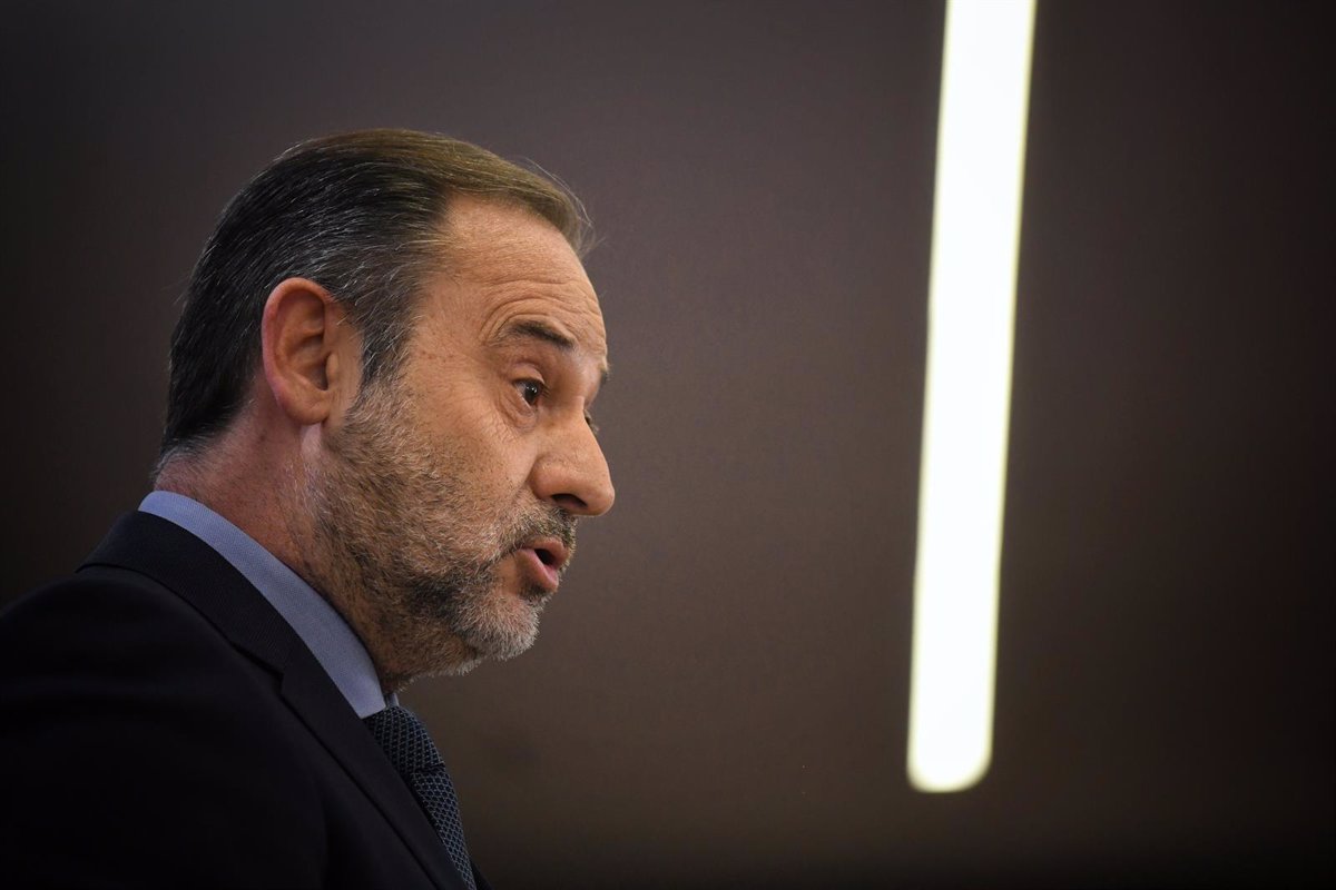 “El Supremo interrogará a la Miss Asturias vinculada a Ábalos y al ex jefe de gabinete de Industria este miércoles”