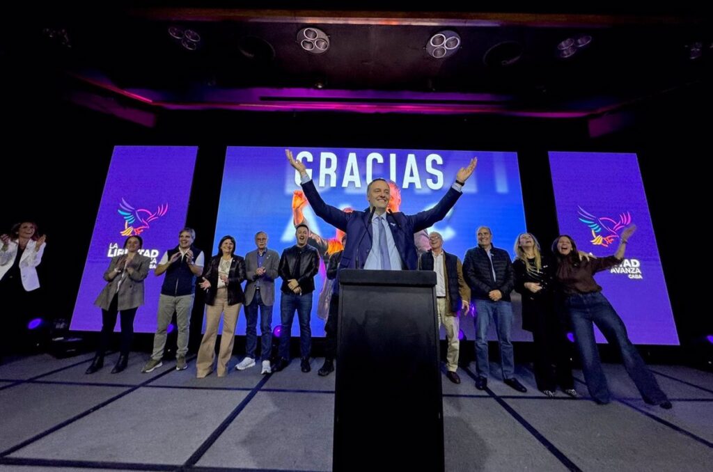 Elecciones en Buenos Aires: El partido de Milei Duplica los Votos de la Lista de Macri