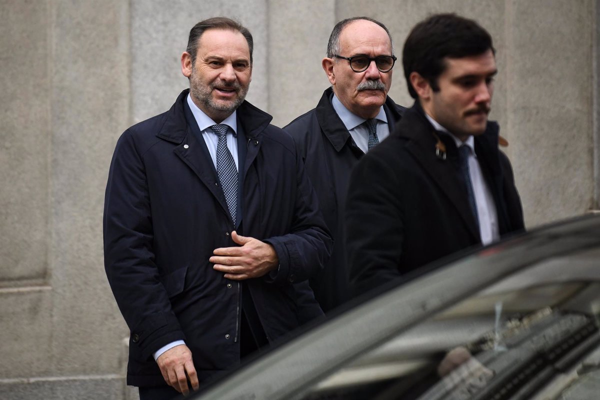 Exnovia de Ábalos Declara como Testigo en el Supremo: Contrataciones en Empresas Públicas Reveladas