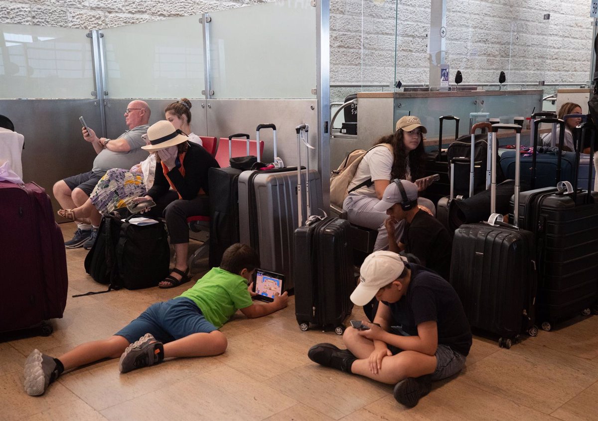 Explosión de un misil hutí cerca del aeropuerto Ben Gurión en Israel