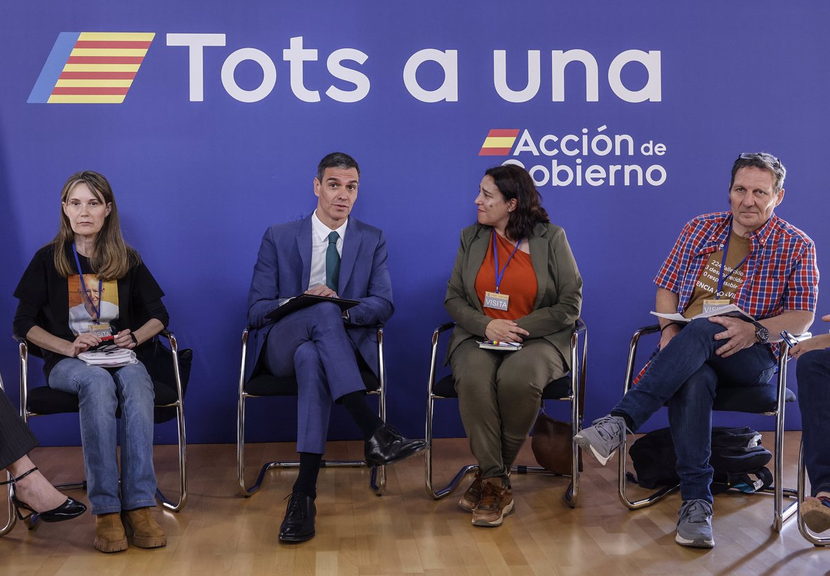 Funeral de Estado en Valencia: Gobierno y Víctimas de la DANA Conmemoran el Primer Aniversario