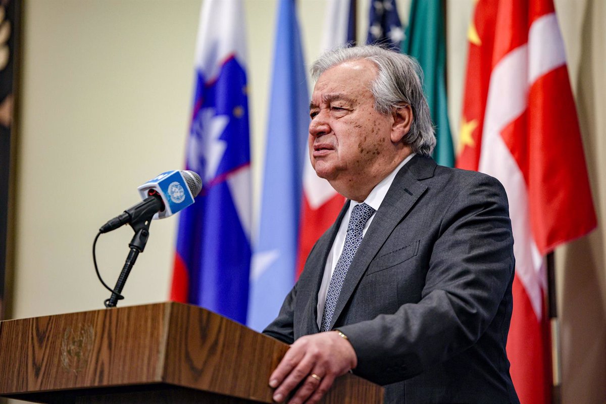 Guterres: El Mundo Requiere "Voces Fuertes" por la Paz Tras la Elección del Nuevo Papa
