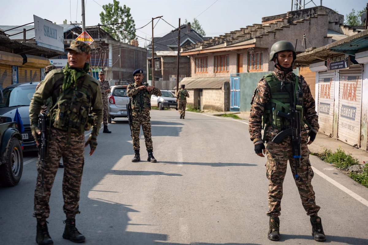 India Anuncia la Neutralización de Siete Terroristas Durante un Intento de Infiltración en Cachemira