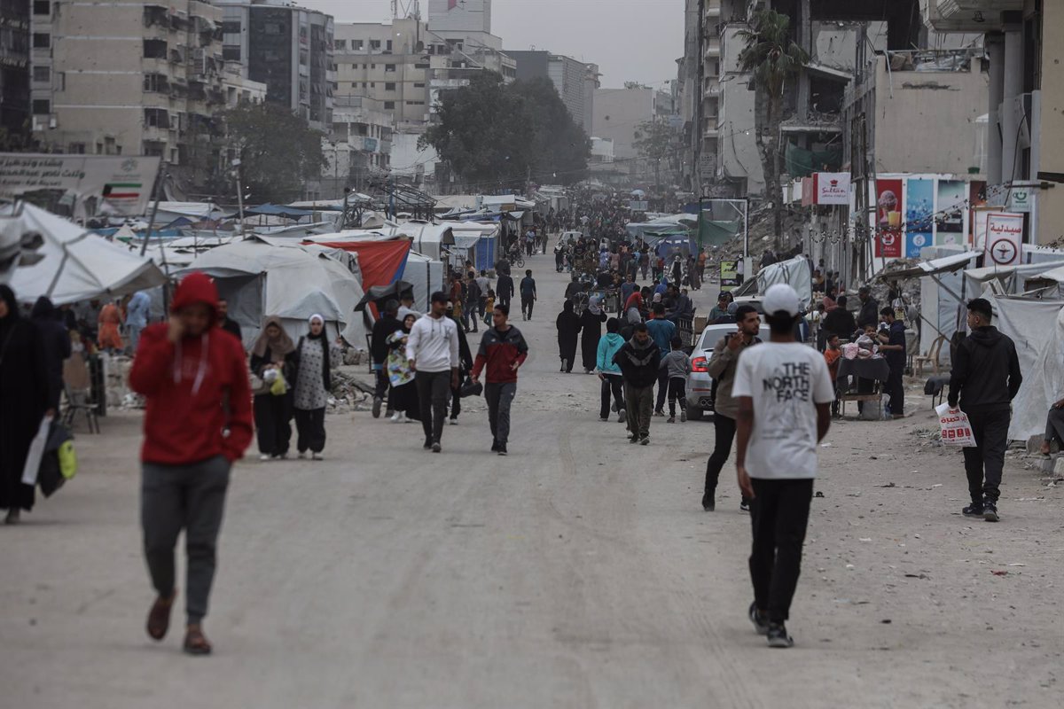 Israel Amplía Operaciones Militares en Gaza y Presenta Plan de Envío de Ayuda Humanitaria