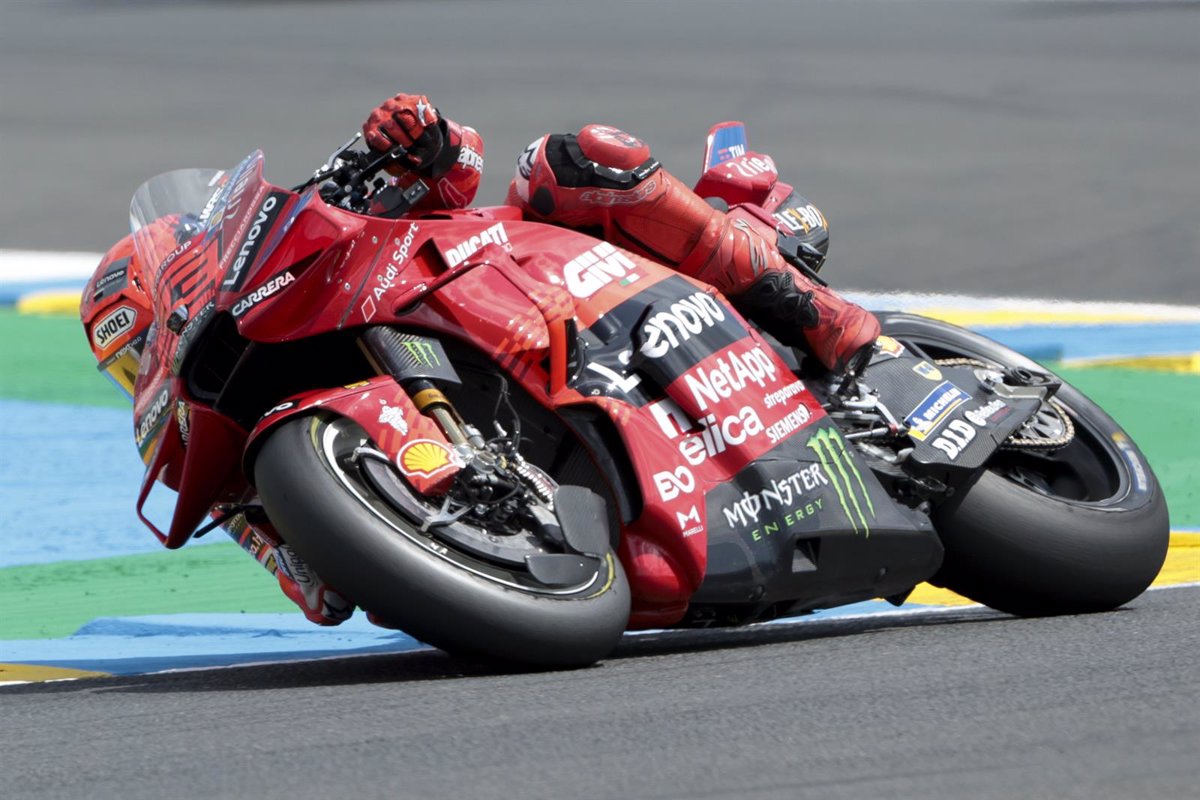 Marc Márquez Consolida Su Liderazgo en la Caótica Fiesta de Zarco en Le Mans