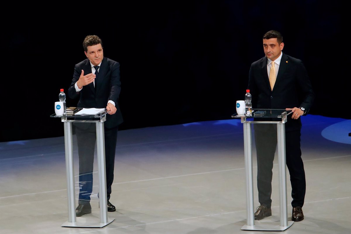 Rumanía Elige su Futuro en Europa: Elecciones Competitivas Impulsadas por el Auge de la Ultraderecha