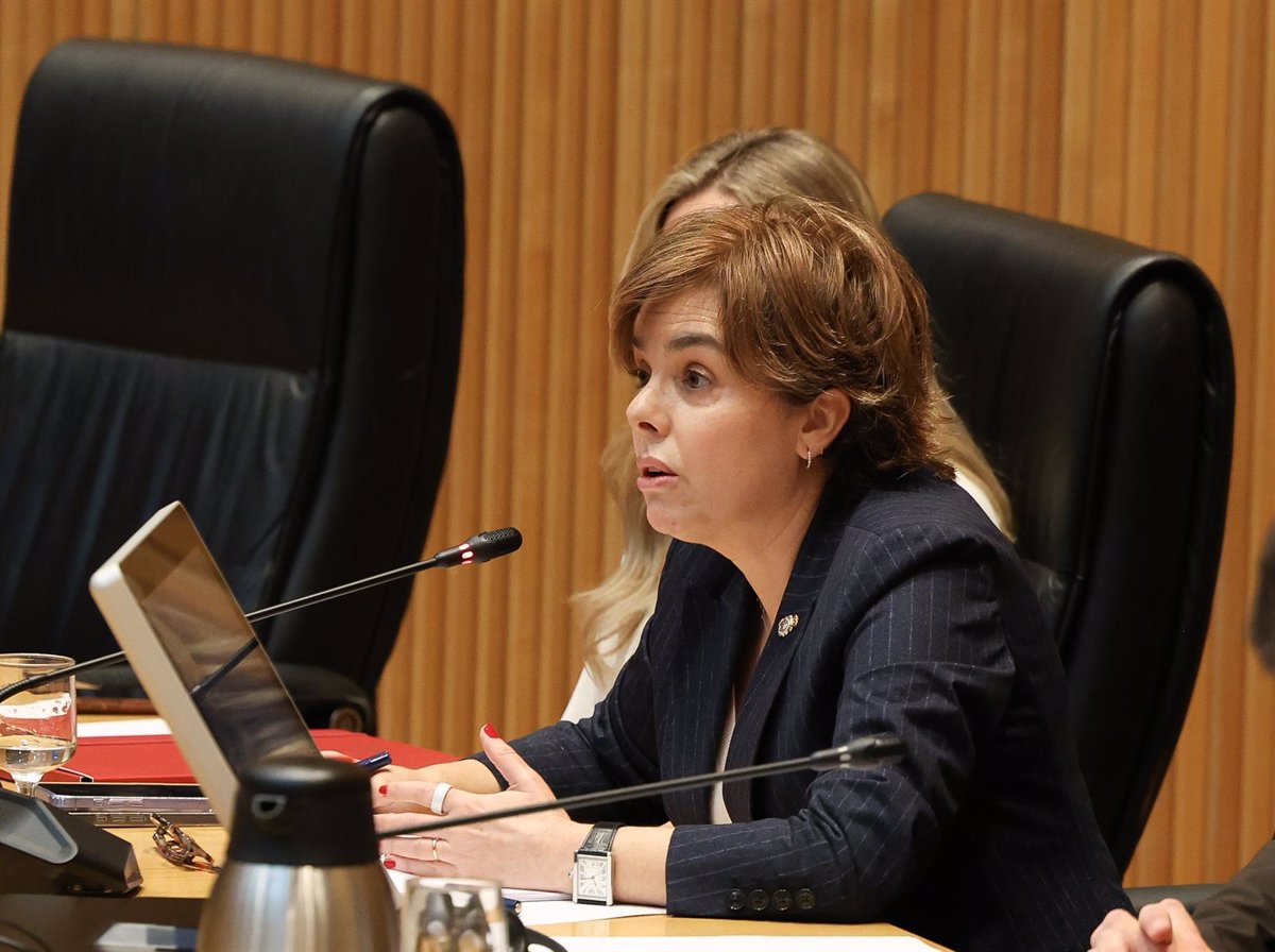 Sáenz de Santamaría Desmiente Vínculos con el Espionaje a Artur Mas a Través del Programa 'Pegasus'