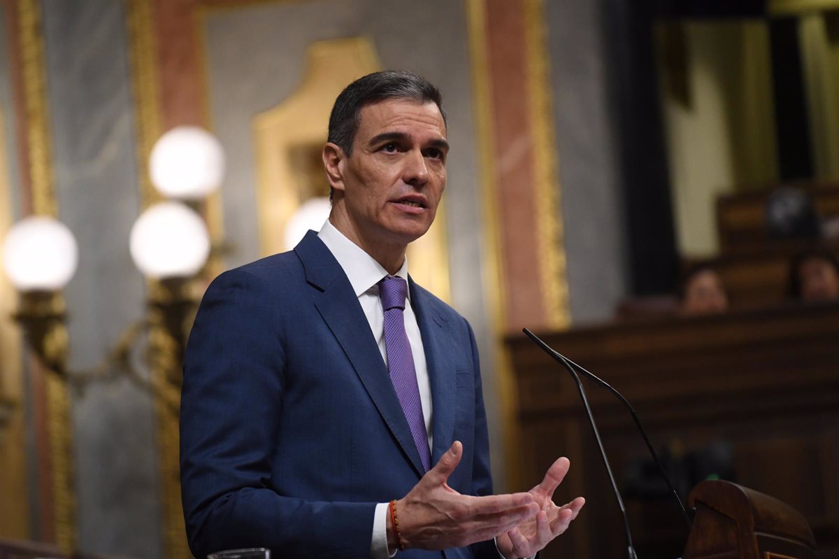 Sánchez Felicita al Papa León XIV y Espera que su Pontificado Fomente el Diálogo y la Protección de los Derechos Humanos