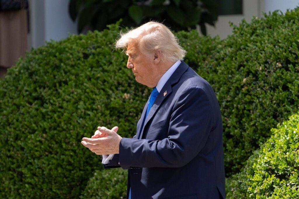 Trump presenta un plan de 175,000 millones de dólares para el desarrollo del escudo antimisiles 'Cúpula Dorada'