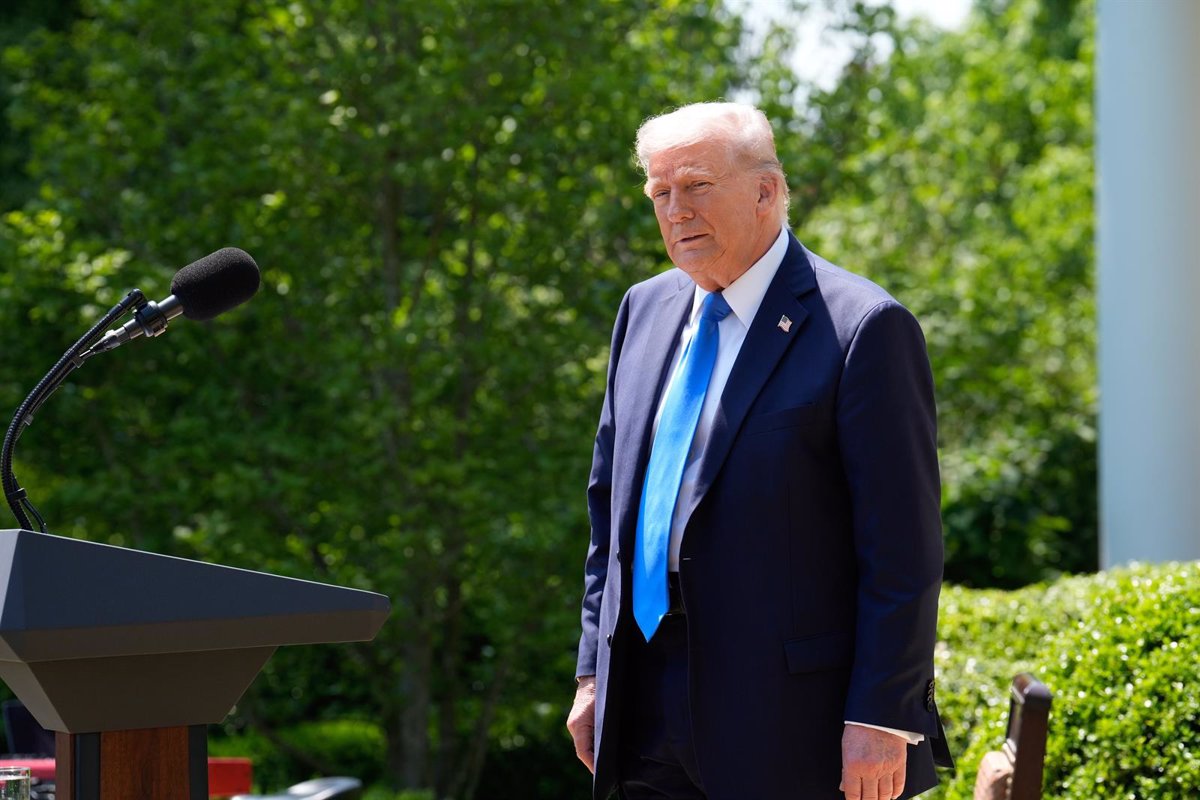 Trump propone renombrar los aniversarios del fin de las dos guerras mundiales como Día de la Victoria: Impacto y Reacciones