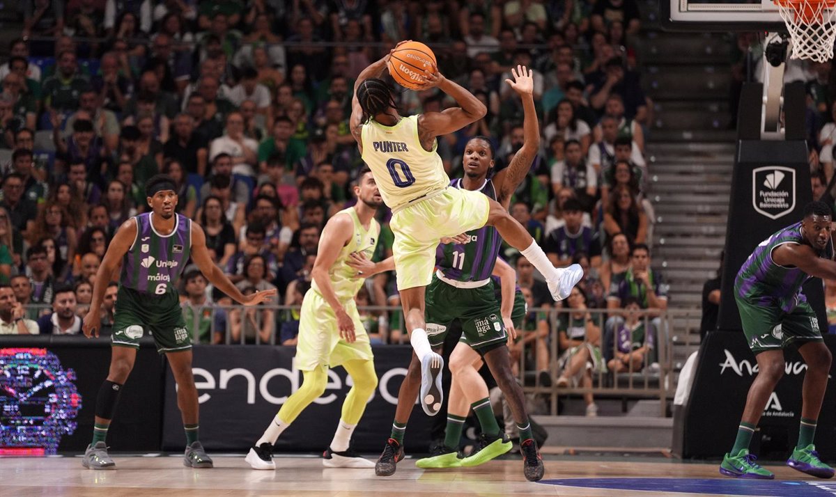 El Barça arrebata el factor cancha a Unicaja.