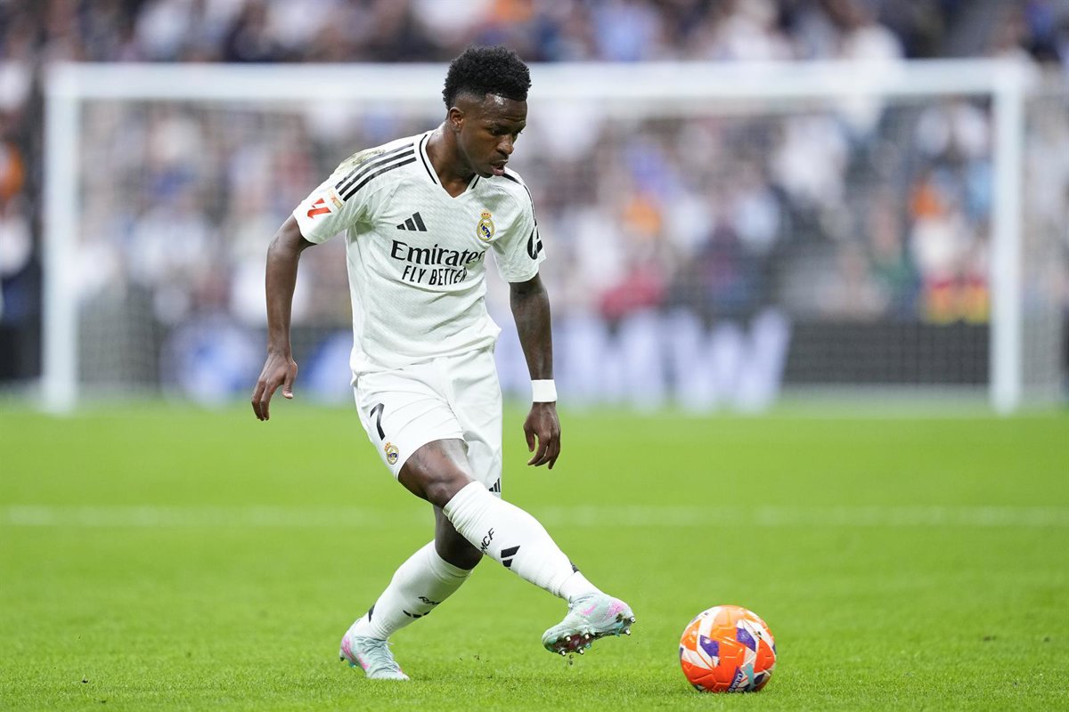 El Real Madrid avanza a octavos en el Mundial con una contundente victoria