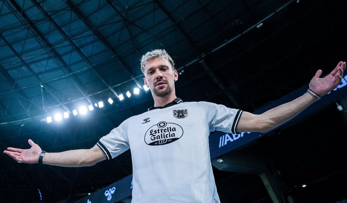 Ionuț Radu, el portero rumano, se convierte en el primer fichaje del Celta.