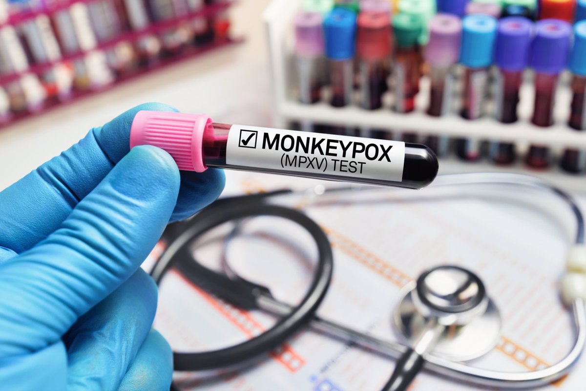La OMS alerta sobre el incremento de casos de mpox y prorroga la emergencia de salud pública internacional.