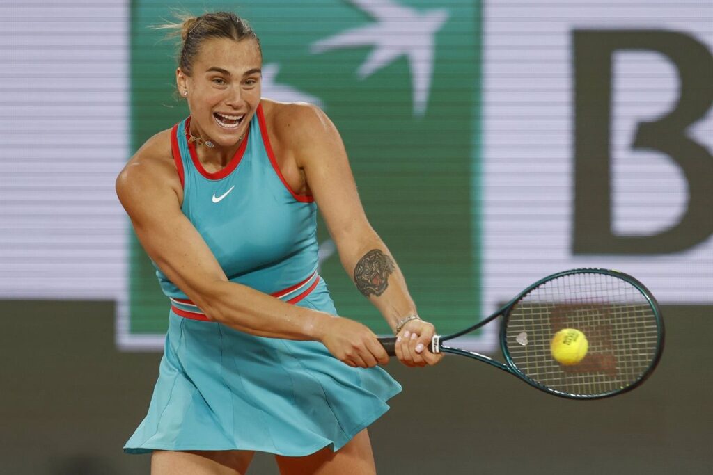 Sabalenka despoja a Swiatek y avanza a la final de Roland Garros