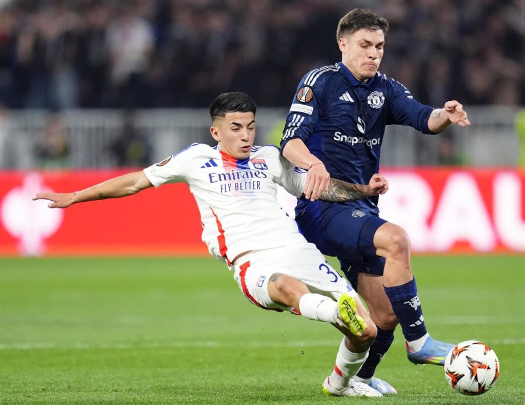 Atlético de Madrid confirma el fichaje del mediapunta argentino Thiago Almada