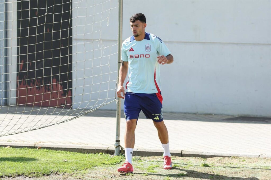 El Atleti confirma la incorporación del lateral derecho Marc Pubill.