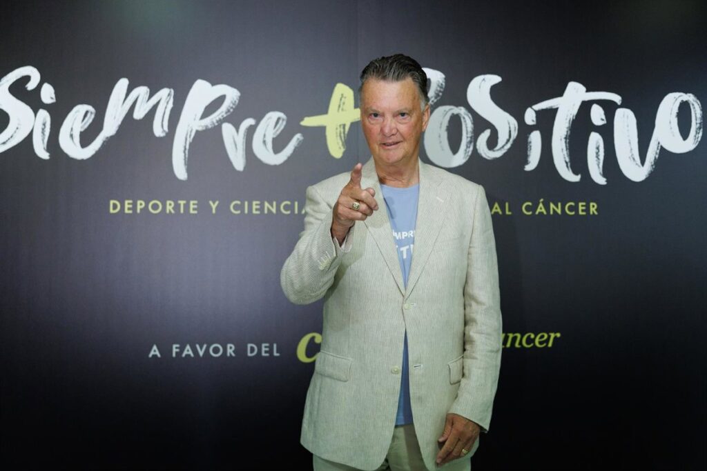 Van Gaal abre su corazón sobre su lucha y avanza: "Ya no sufro de cáncer"