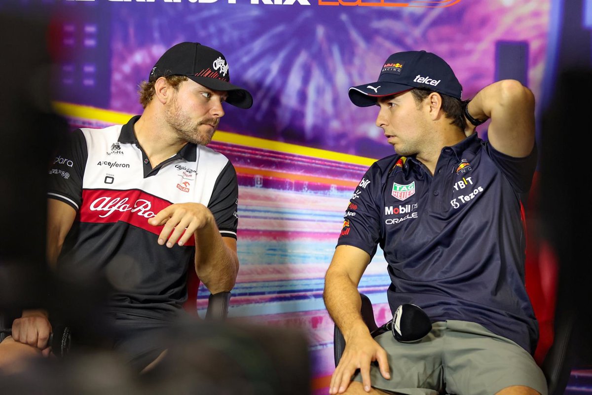 Cadillac presenta a Sergio Pérez y Valtteri Bottas como sus pilotos para la próxima temporada.