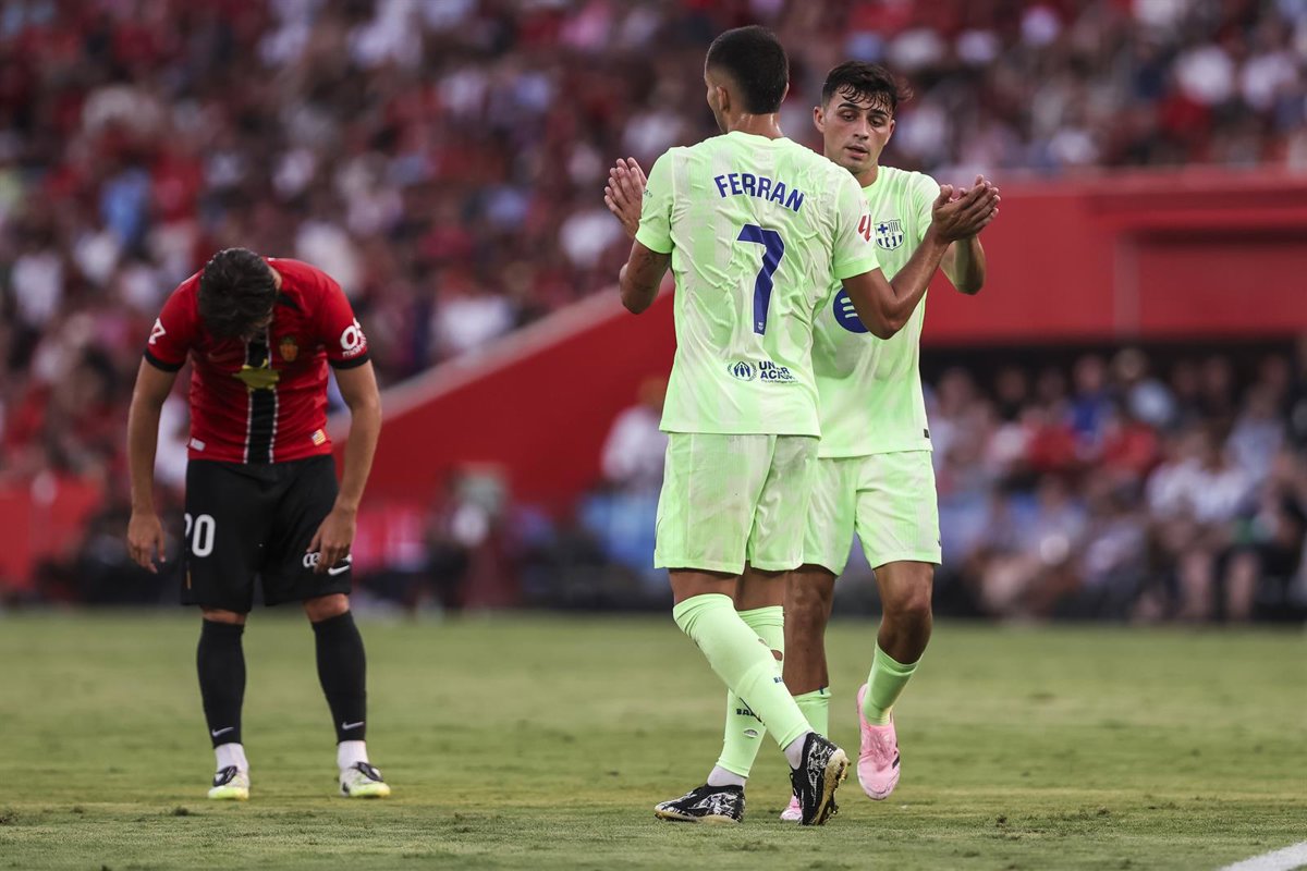El Barça inicia la temporada con triunfo y controversia en Mallorca