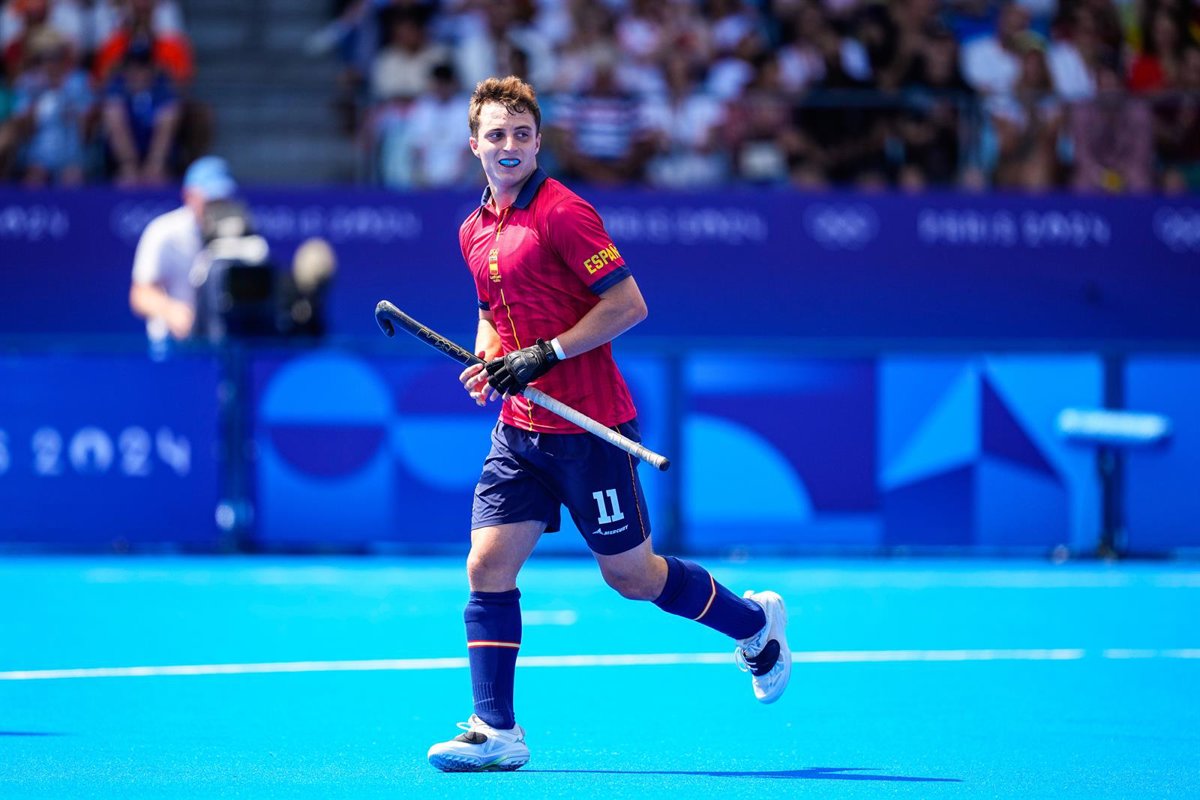 España triunfa, pero no por suficiente margen y se enfrentará a Bélgica en las semifinales.