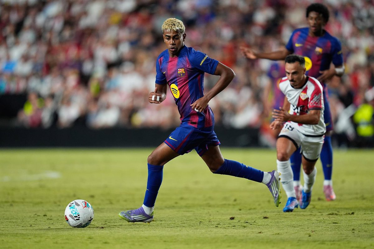 Un Barça apagado se queda en empate en Vallecas