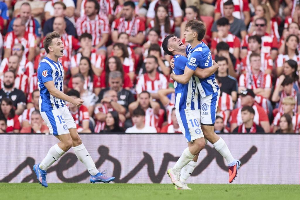 El Alavés se impone por la mínima en San Mamés mientras el Getafe mantiene su fuerza ante el Oviedo.