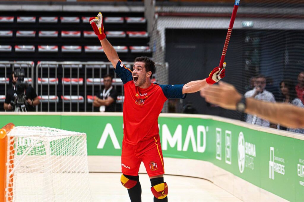 España inicia el Europeo de Hockey Patines con una victoria laboriosa contra Francia.