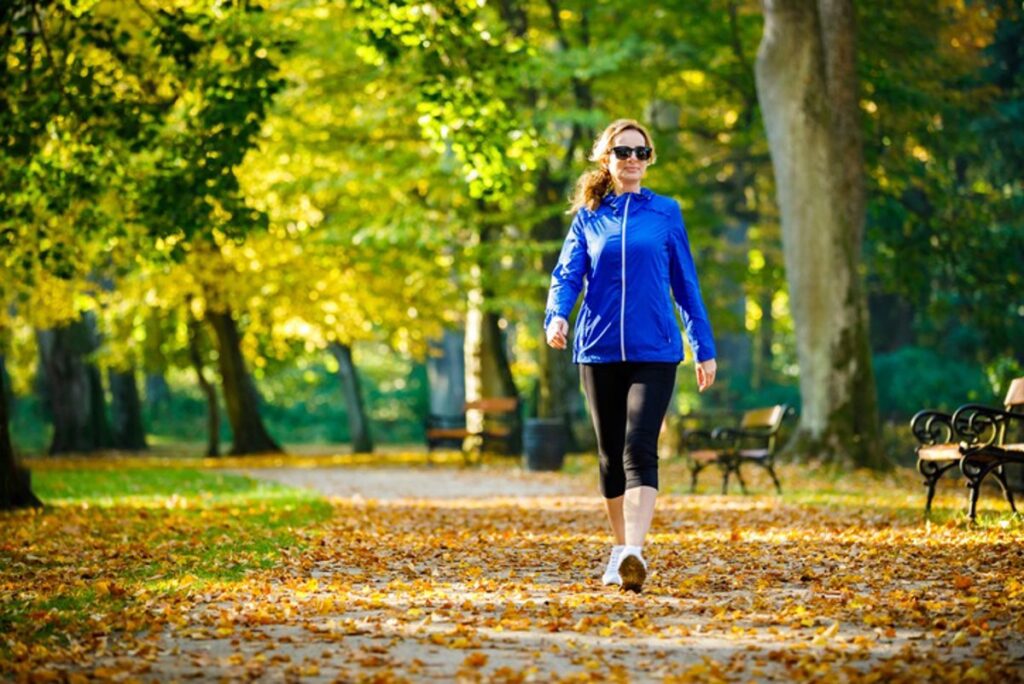La velocidad al caminar: un indicador crucial en la lucha contra el cáncer según la ciencia