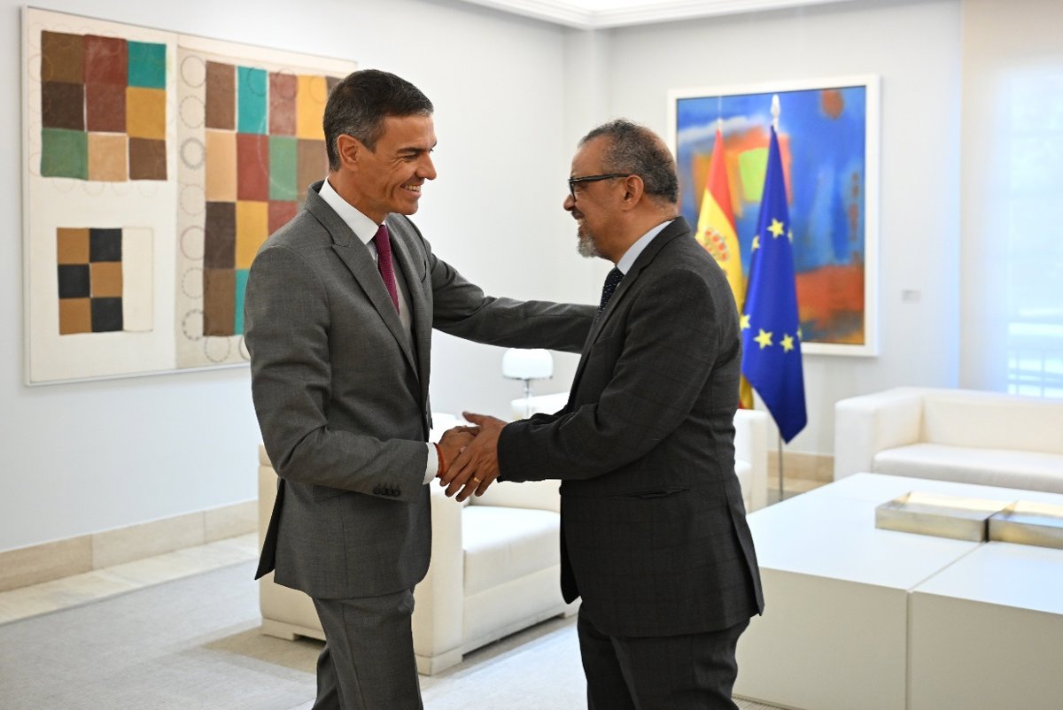 Sánchez reafirma ante la OMS el "firme compromiso" de España con la gobernanza sanitaria global.