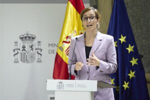 Sanidad se niega a eliminar el borrador del Estatuto Marco y a negociar uno específico para médicos, como piden el CESM y el SMA.