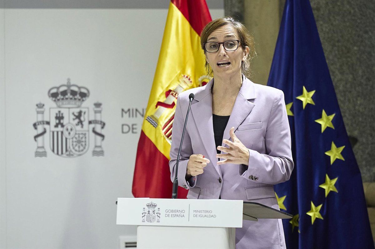 Sanidad se niega a eliminar el borrador del Estatuto Marco y a negociar uno específico para médicos, como piden el CESM y el SMA.
