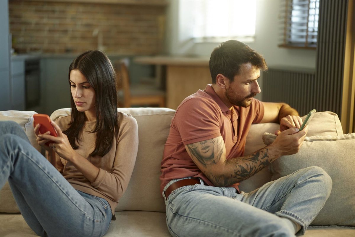 ¿Tienes problemas de pareja? Amanda tiene la respuesta ideal.