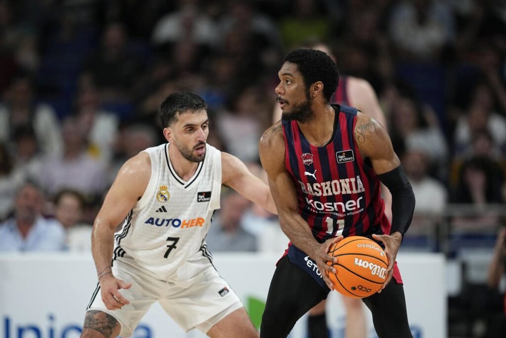 Baskonia resurge frente al Madrid mientras el Barça cae ante el Lleida